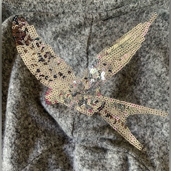 NWOT H&M Gray Sweater with Silver Sequin Bird Appliqués at Shoulders - Picture 3 of 6